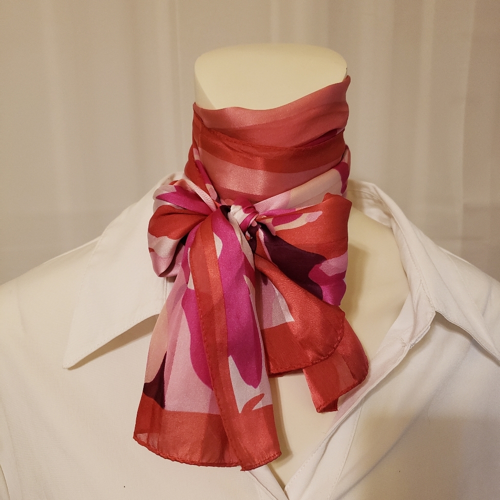 Scarf. Anne Klein
